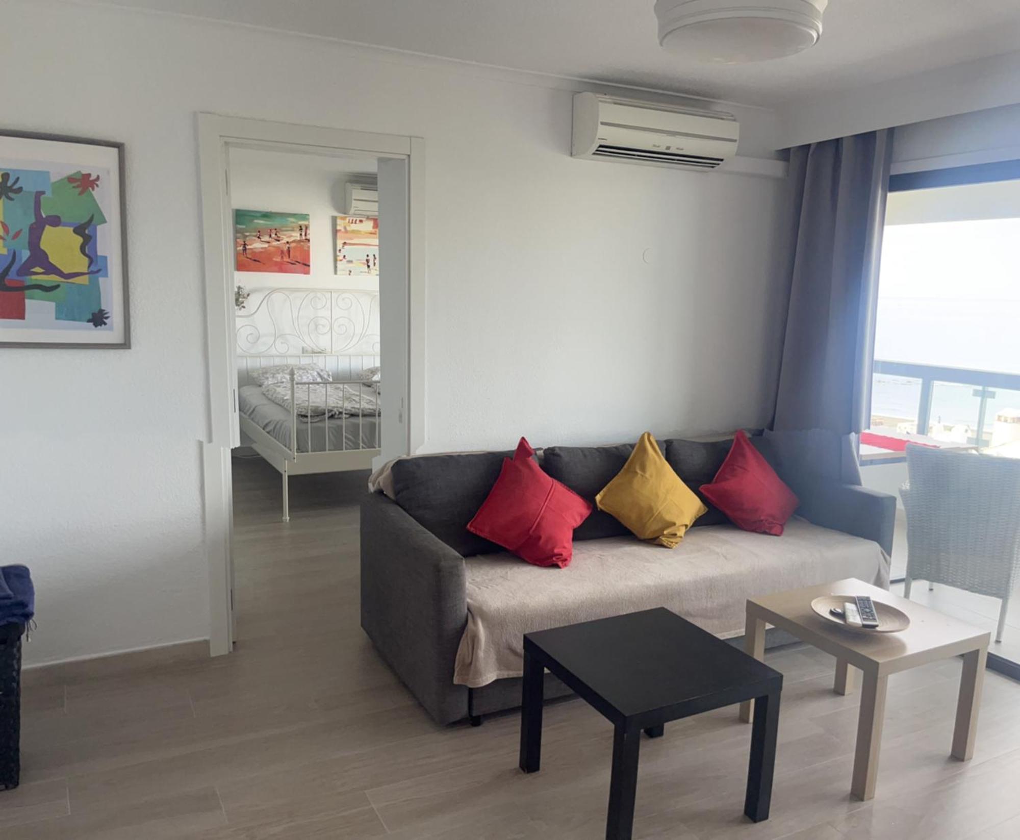 Stunning Apartment 10 Meters From The Beach With Parking เบนัลมาเดนา ภายนอก รูปภาพ